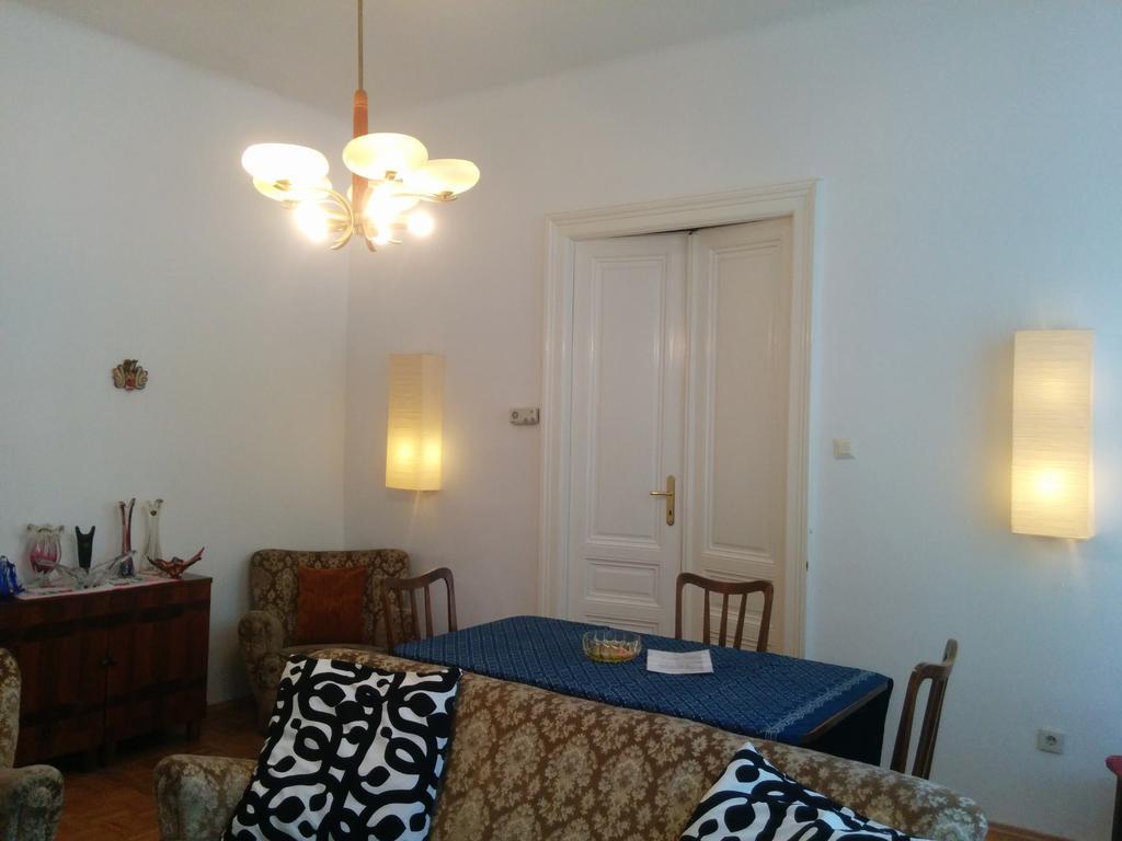 Haus Max Aparthotel 2*
