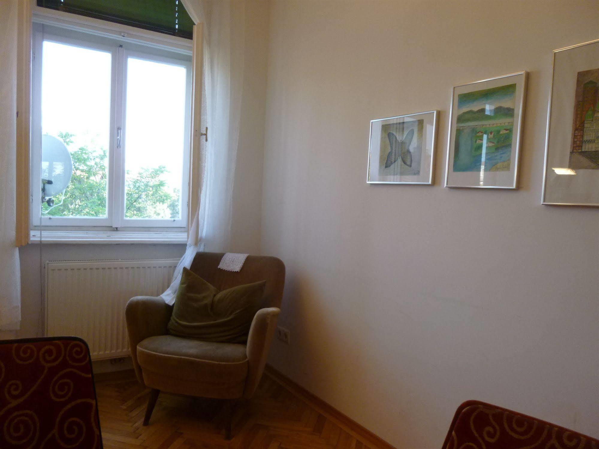 Aparthotel Haus Max Vienna