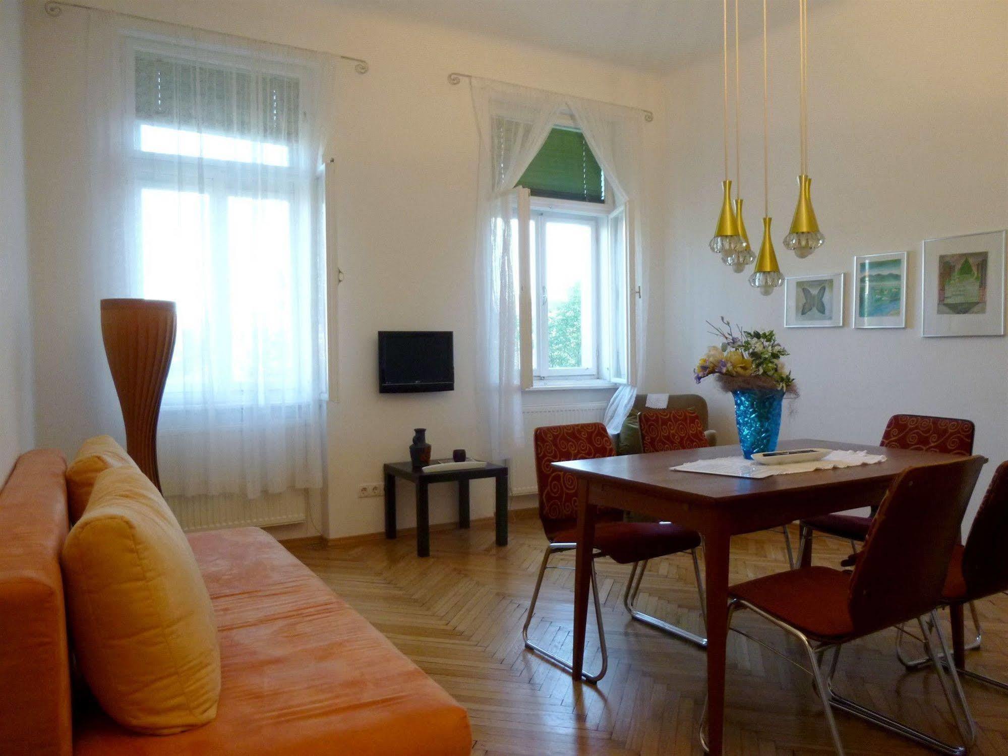 Haus Max Aparthotel